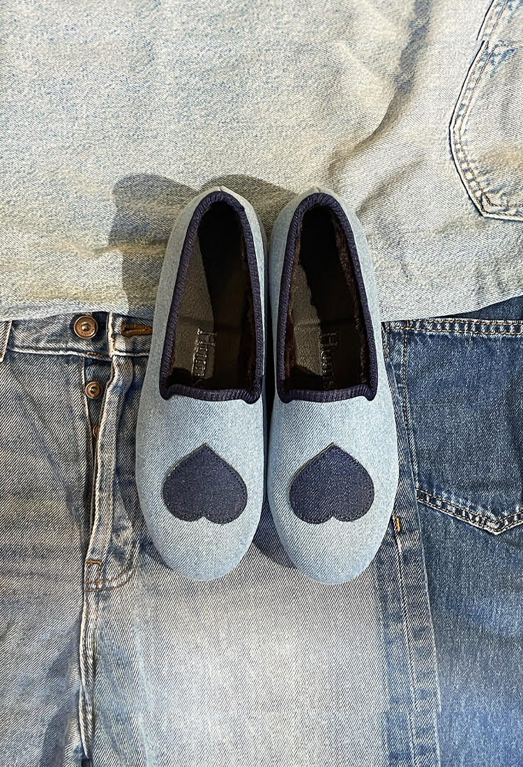 FOUNDING MEMBER 3500 KR - Hums Complete Collection